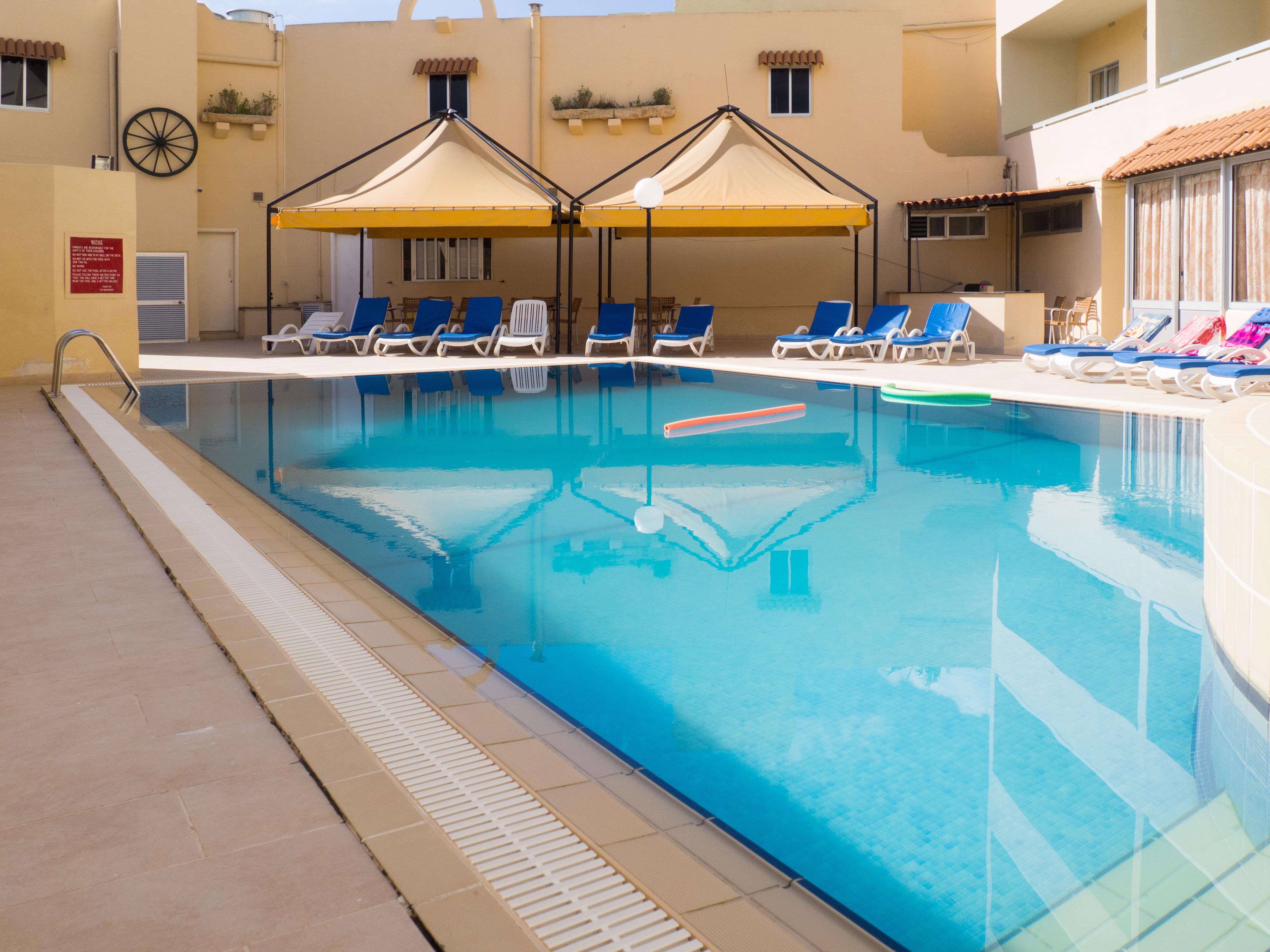 Mavina Hotel & Apartments Buġibba Dış mekan fotoğraf