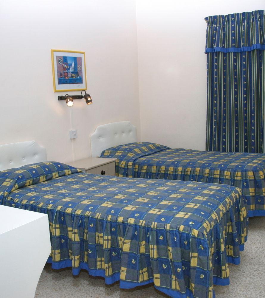 Mavina Hotel & Apartments Buġibba Dış mekan fotoğraf