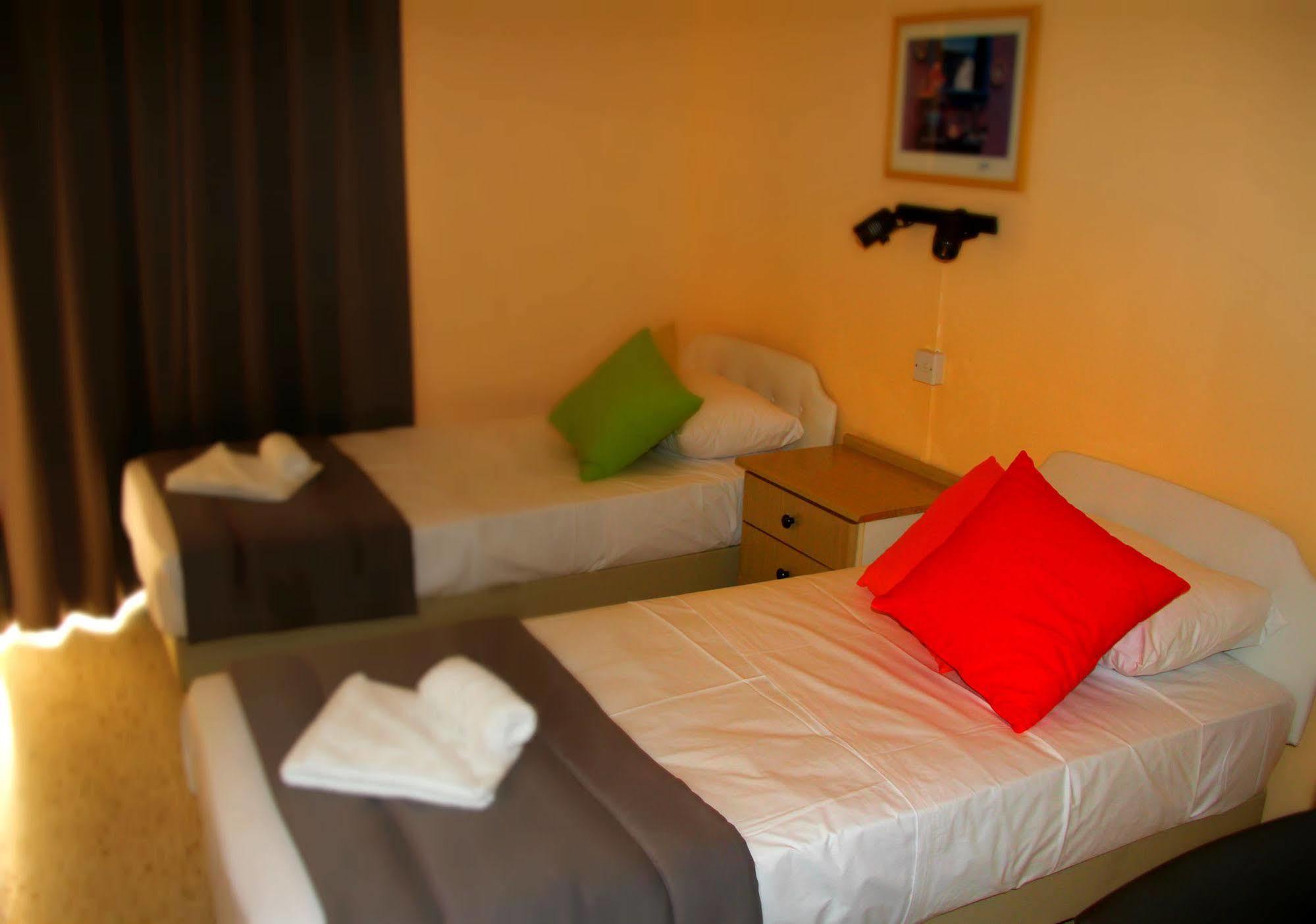 Mavina Hotel & Apartments Buġibba Dış mekan fotoğraf